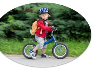 A futóbiciklik, triciklik és rollerek hatása a gyermek személyiségfejlődésére