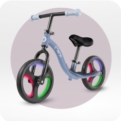 MoMi ISOKA gyerek futóbicikli világító kerekekkel, pasztellkék